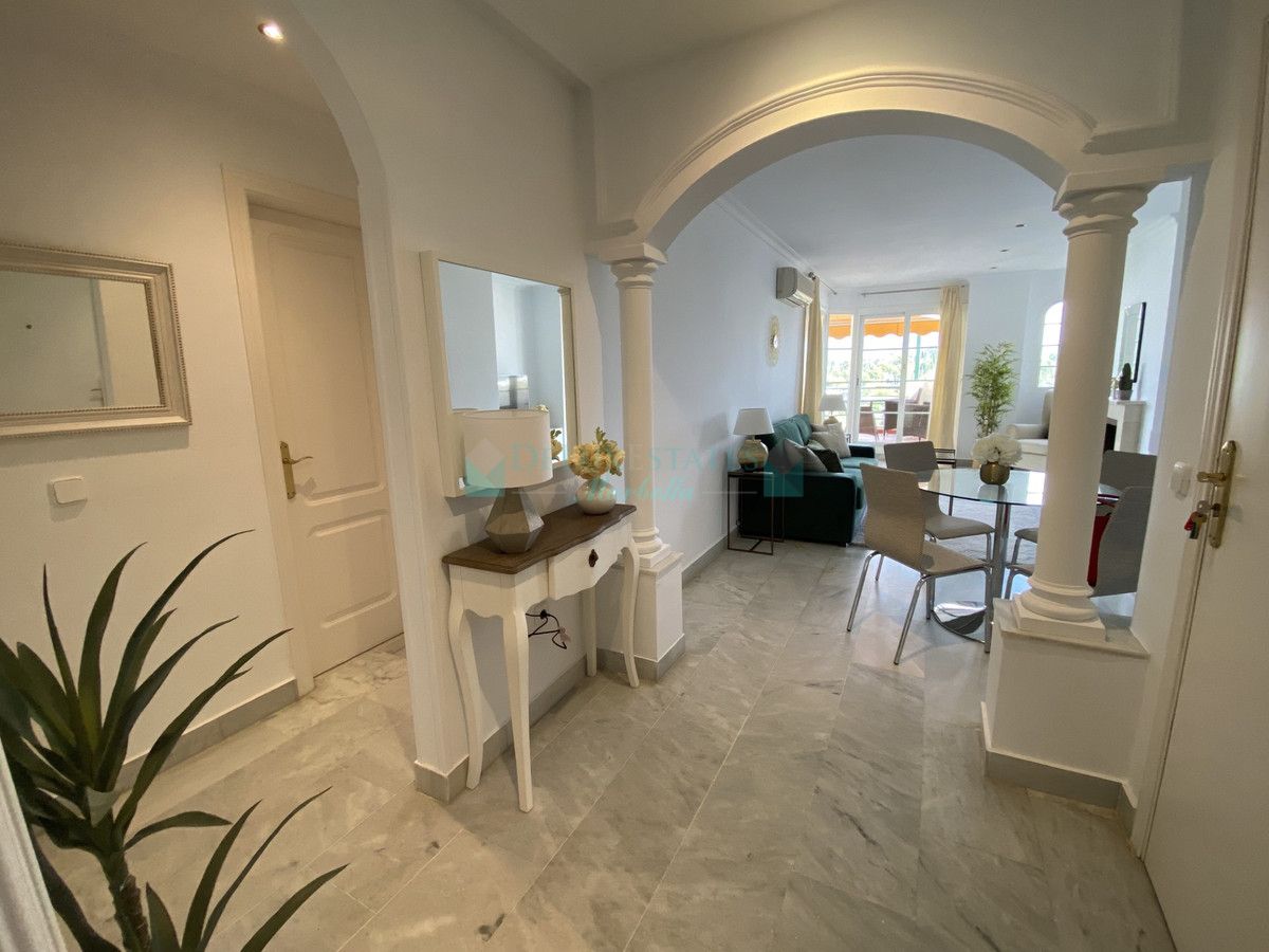 Apartamento en venta en Nueva Andalucia