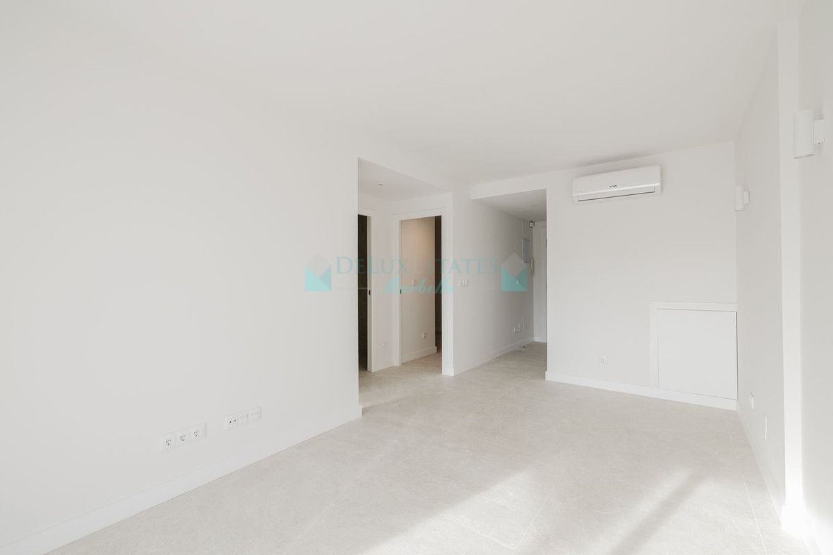 Apartment for sale in Artola, Marbella East