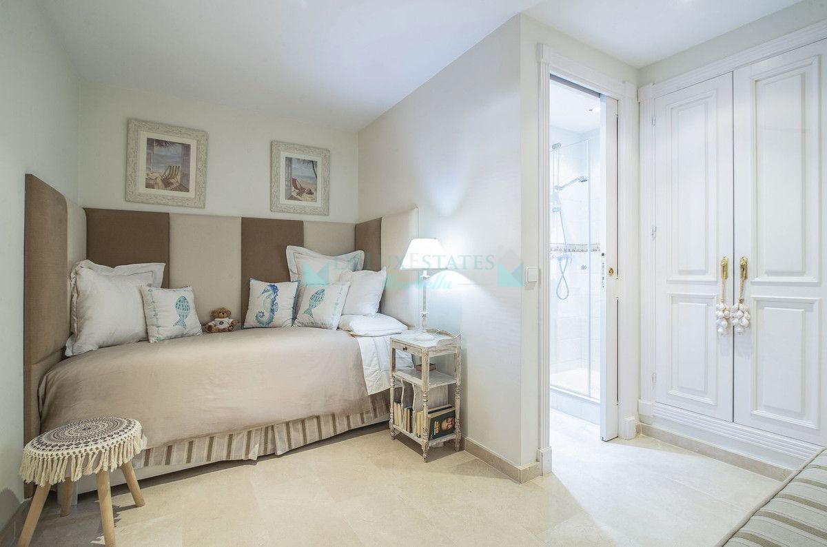 Apartment for sale in Nueva Andalucia