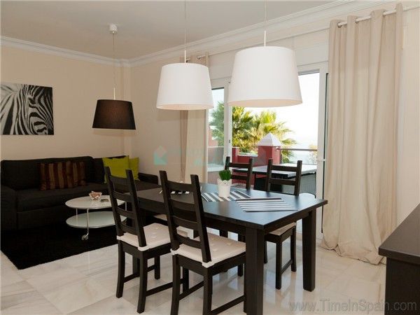 Apartamento en alquiler en Estepona