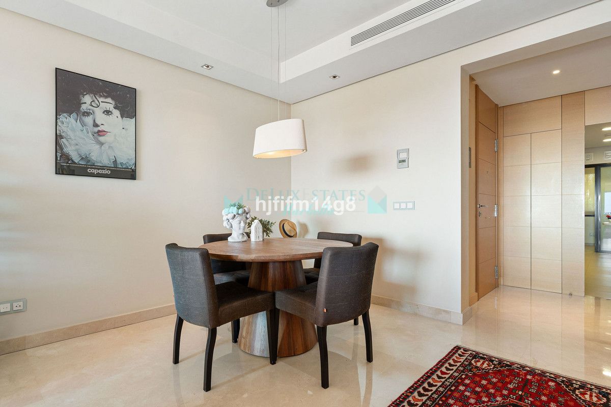 Ground Floor Apartment for sale in Benahavis