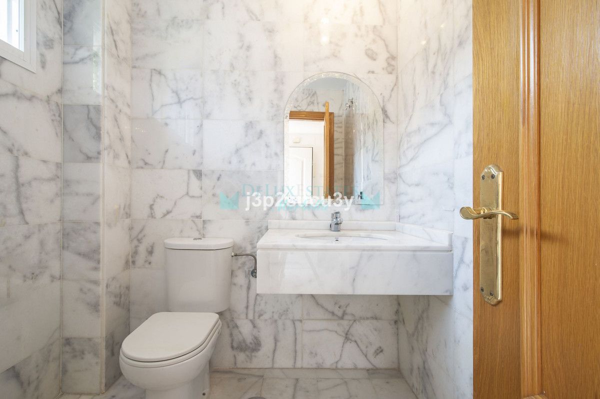 Semi Detached Villa for sale in Estepona