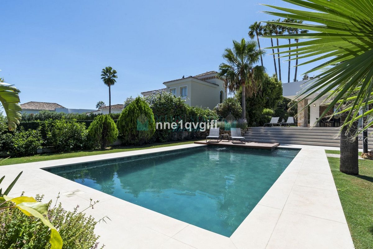 Villa for sale in Guadalmina Alta, San Pedro de Alcantara