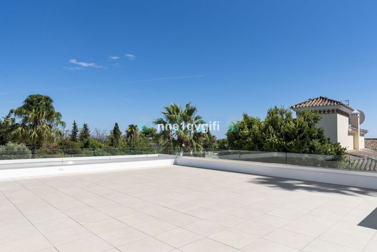 Villa for sale in Guadalmina Alta, San Pedro de Alcantara