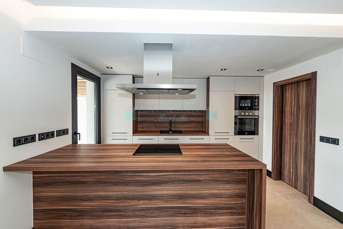 Apartamento en venta en Nueva Andalucia