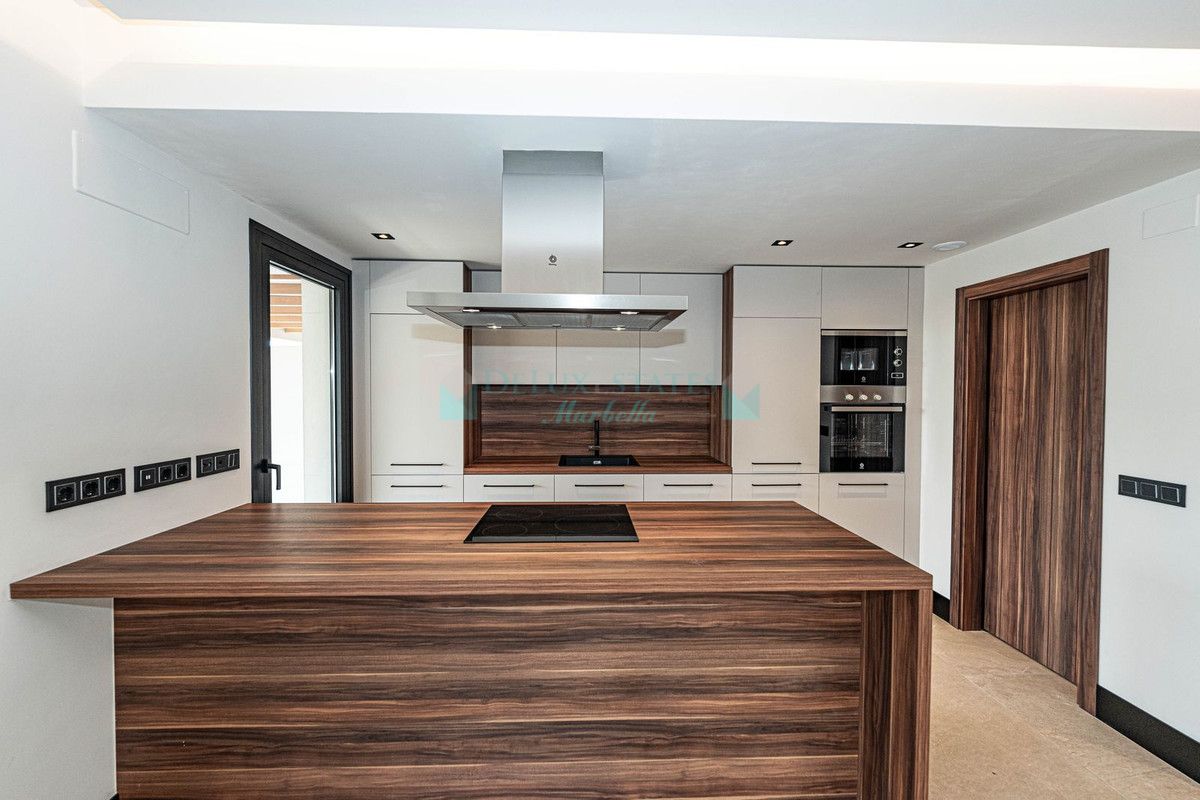 Apartamento en venta en Nueva Andalucia