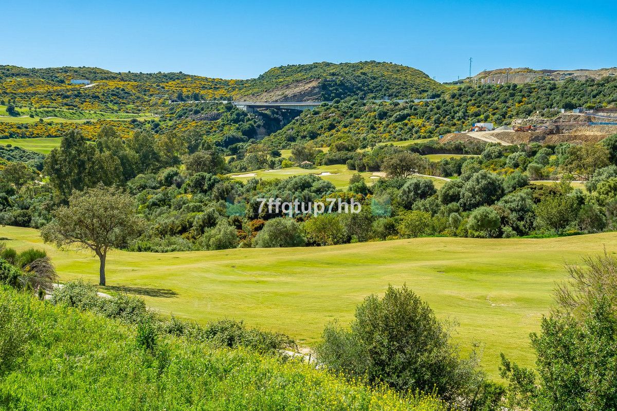 Villa for sale in Estepona