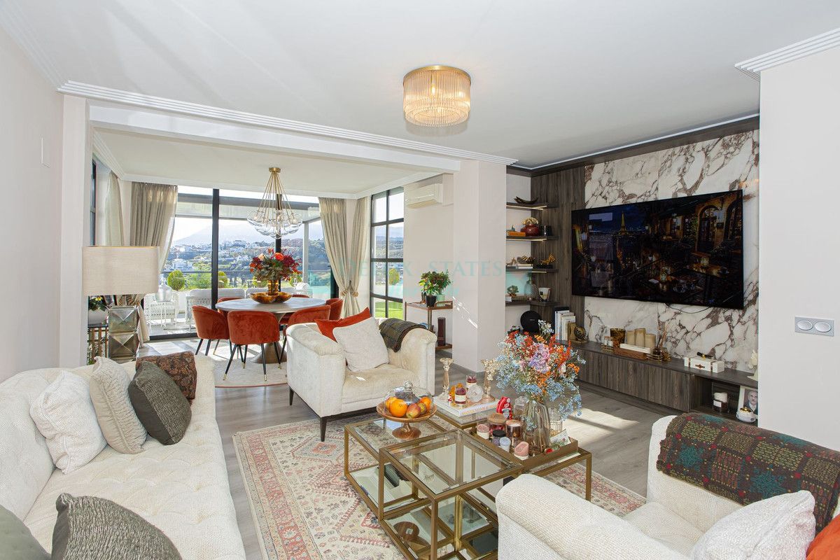 Ground Floor Apartment for sale in Benahavis