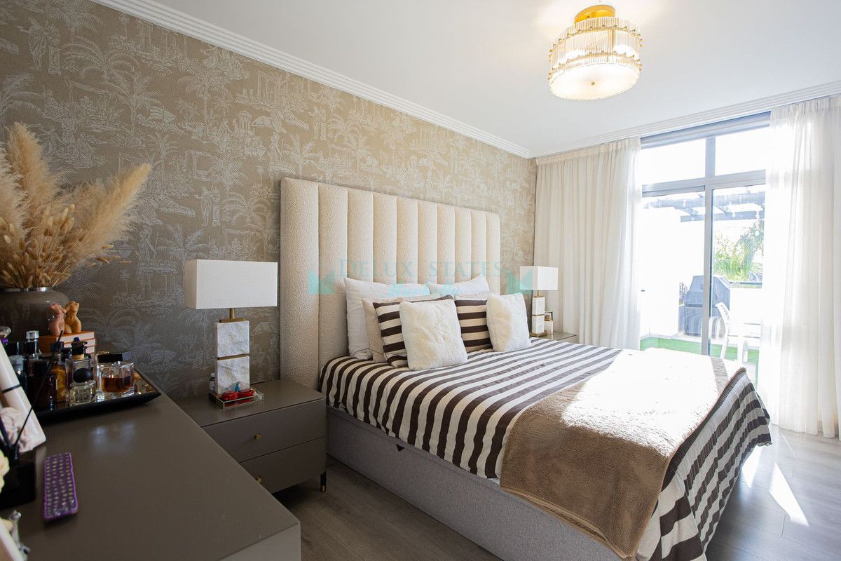 Ground Floor Apartment for sale in Benahavis