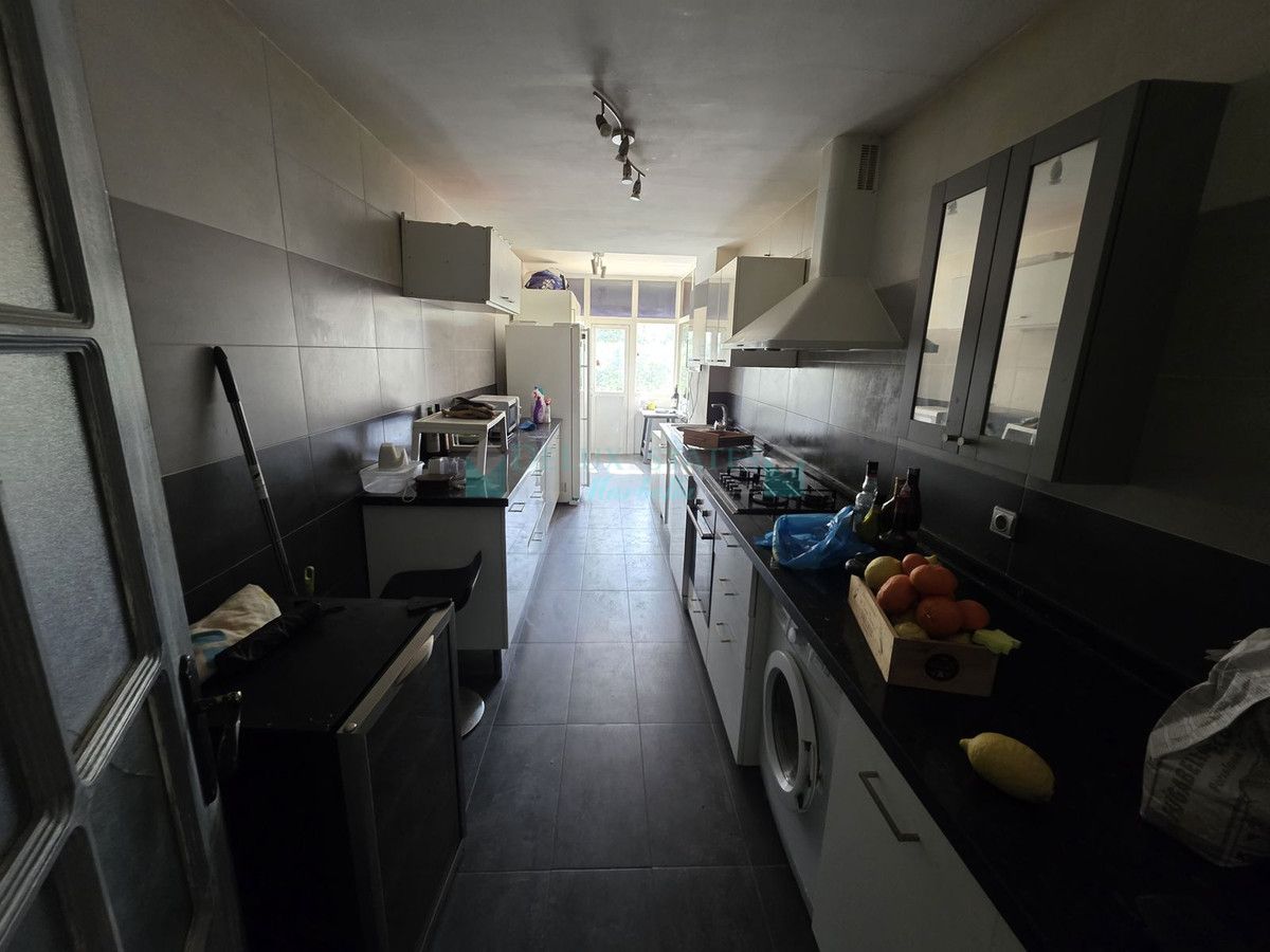 Ground Floor Apartment for sale in Nueva Andalucia