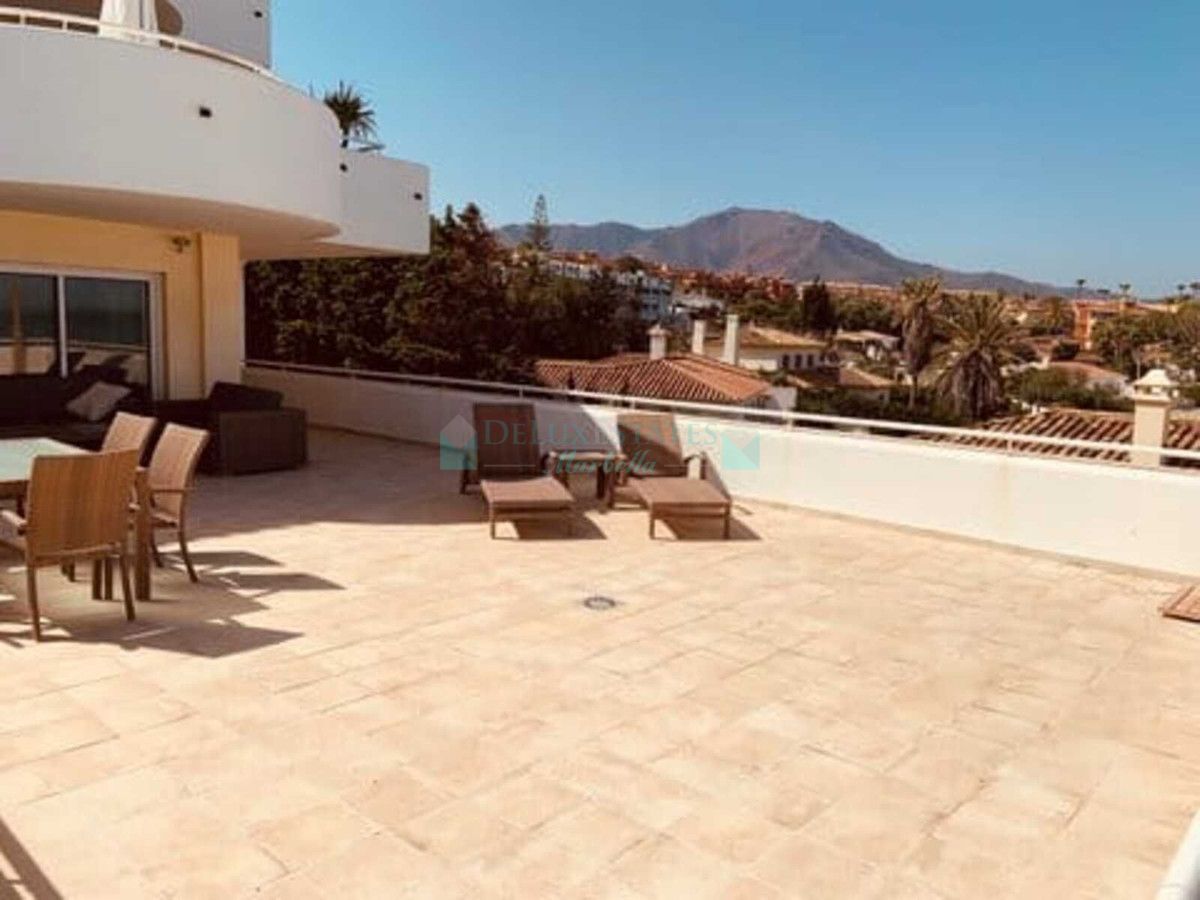 Apartamento Planta Baja en venta en Estepona
