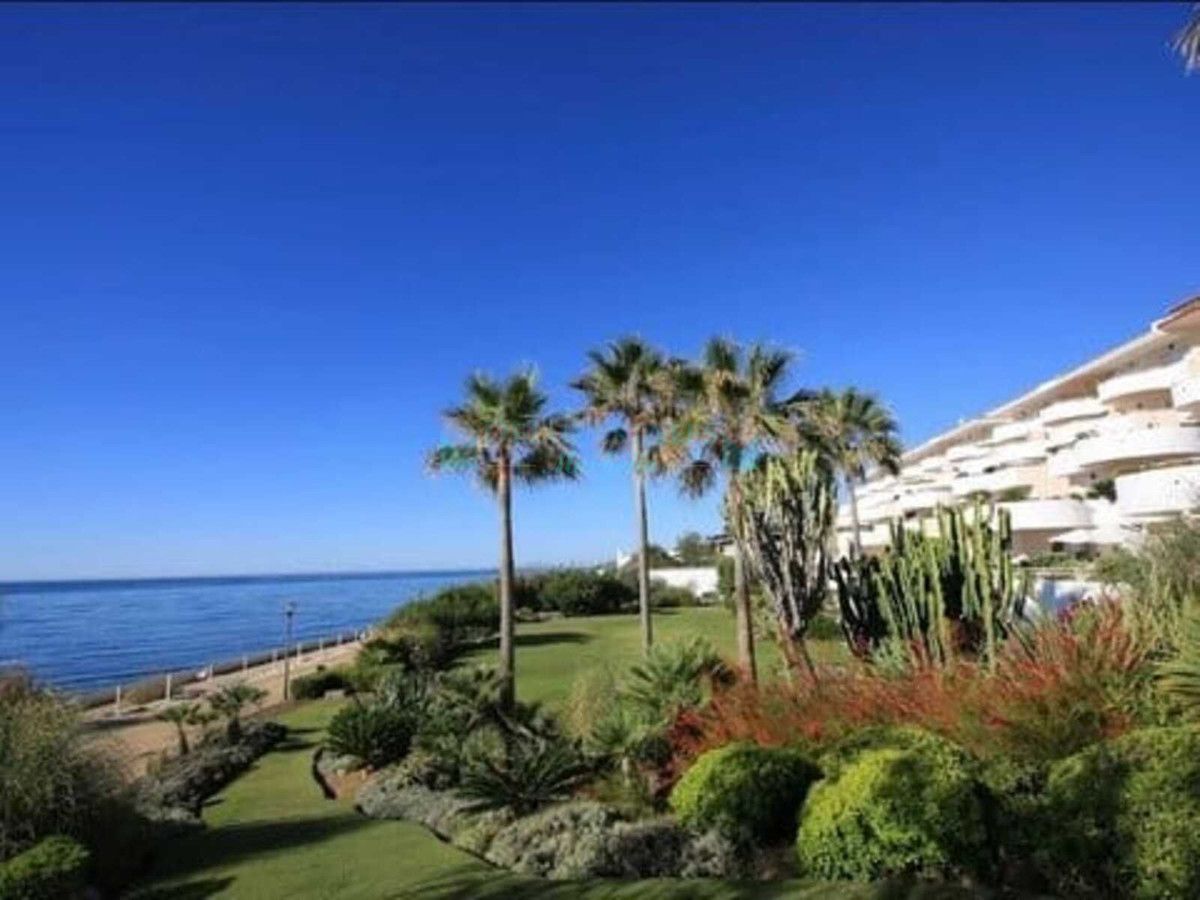 Apartamento Planta Baja en venta en Estepona