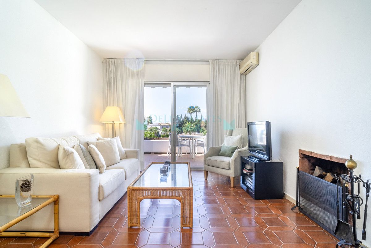 Apartment for sale in Nueva Andalucia