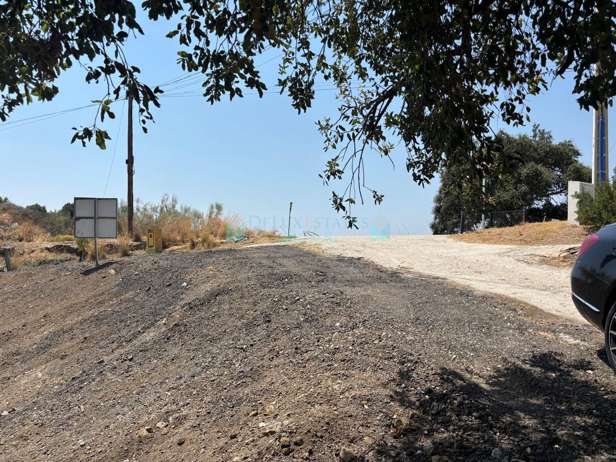 Residential Plot for sale in Estepona