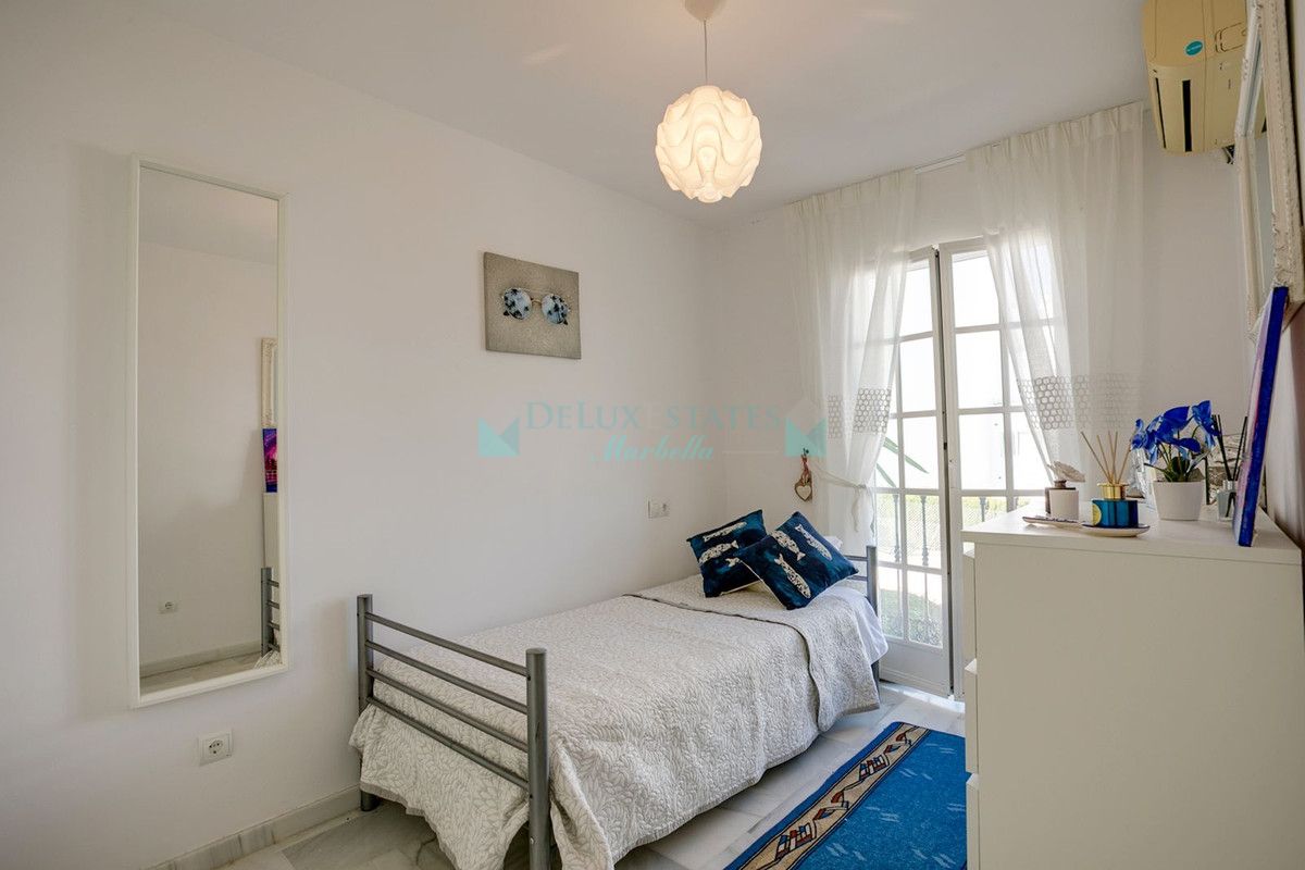 Adosado en venta en Bel Air, Estepona