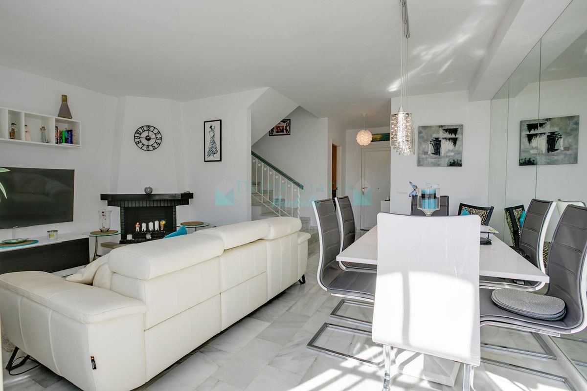Adosado en venta en Bel Air, Estepona