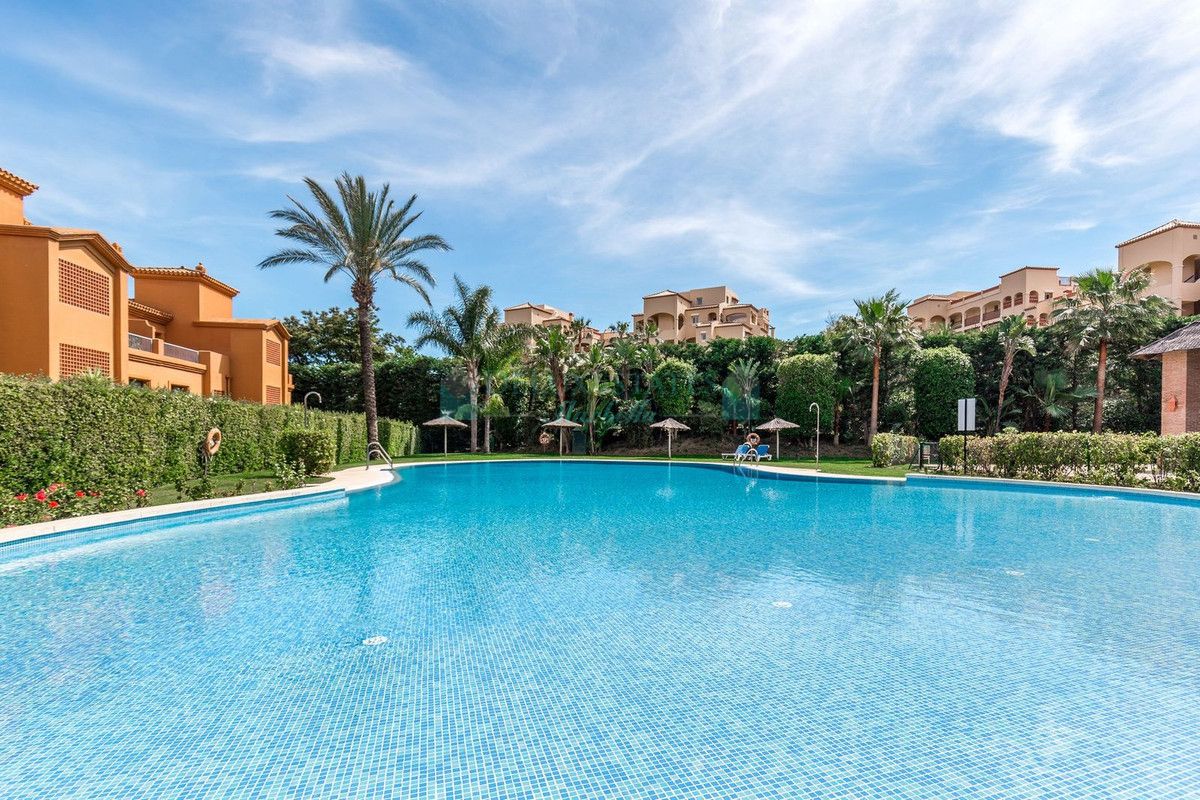 Ground Floor Apartment for sale in Estepona