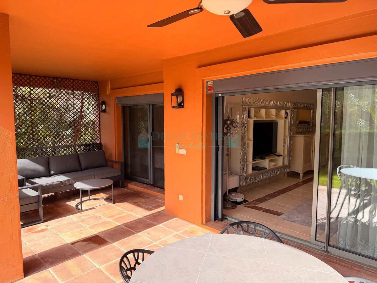 Ground Floor Apartment for sale in Estepona