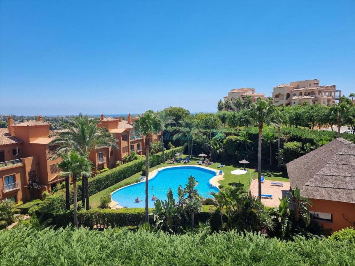 Ground Floor Apartment for sale in Estepona