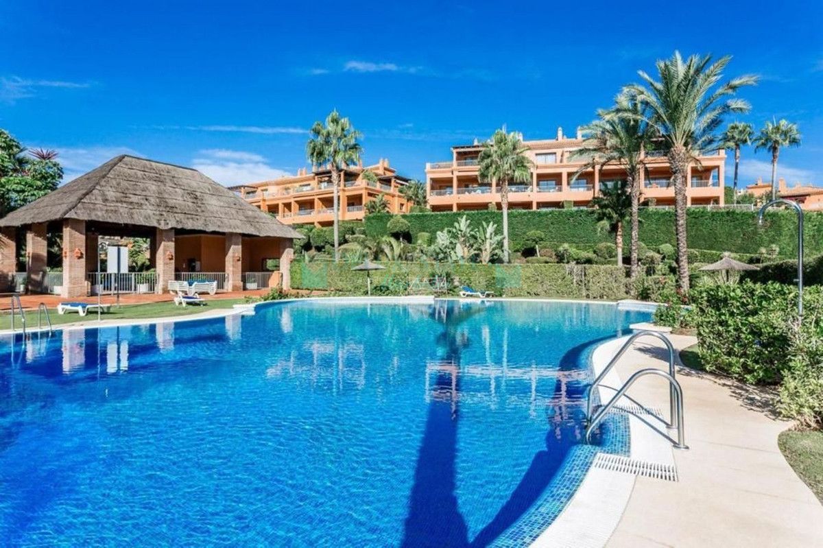 Ground Floor Apartment for sale in Estepona