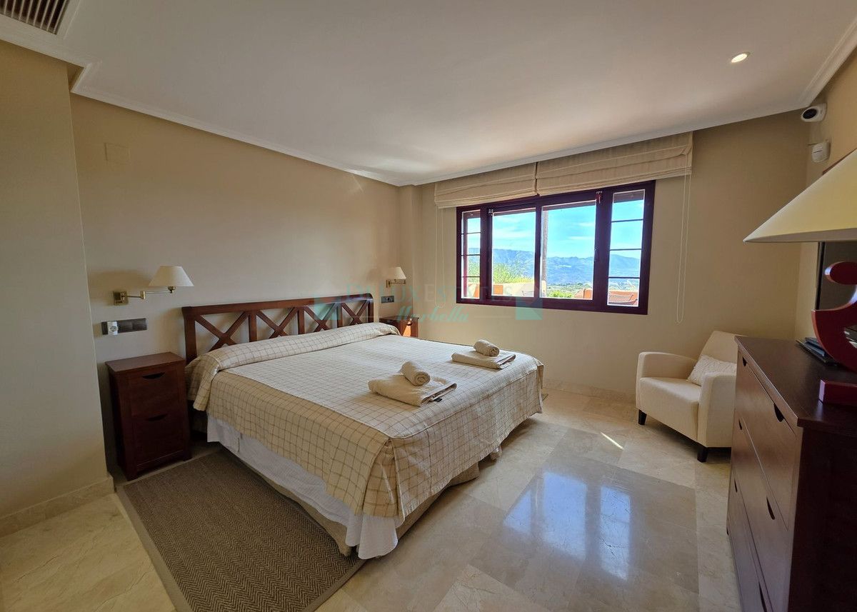 Apartamento Planta Baja en venta en La Mairena, Marbella Este