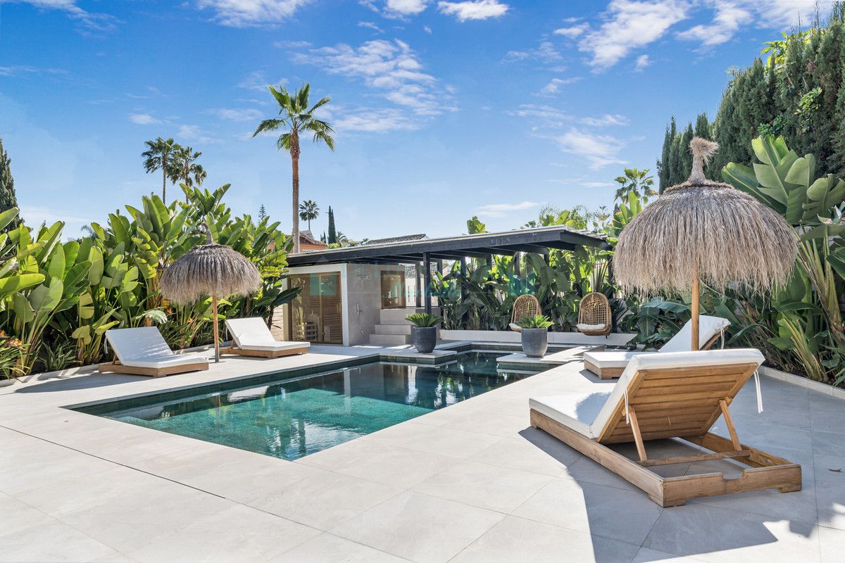 Villa en alquiler en Nueva Andalucia
