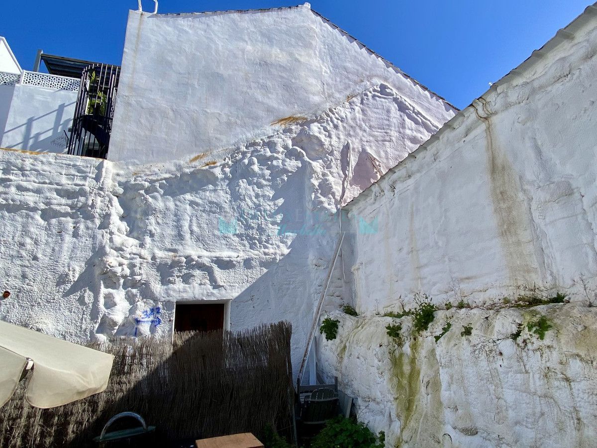 Residential Plot for sale in Estepona