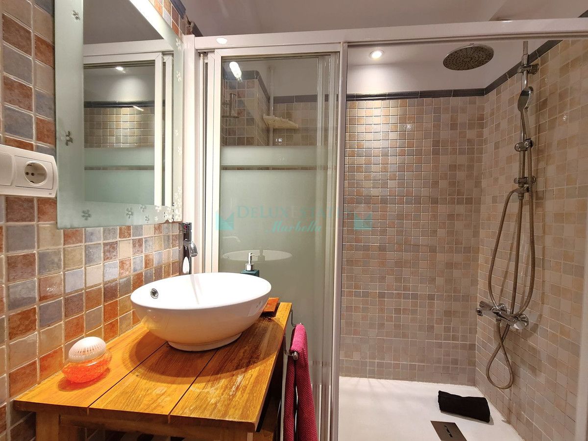 Studio for sale in Estepona