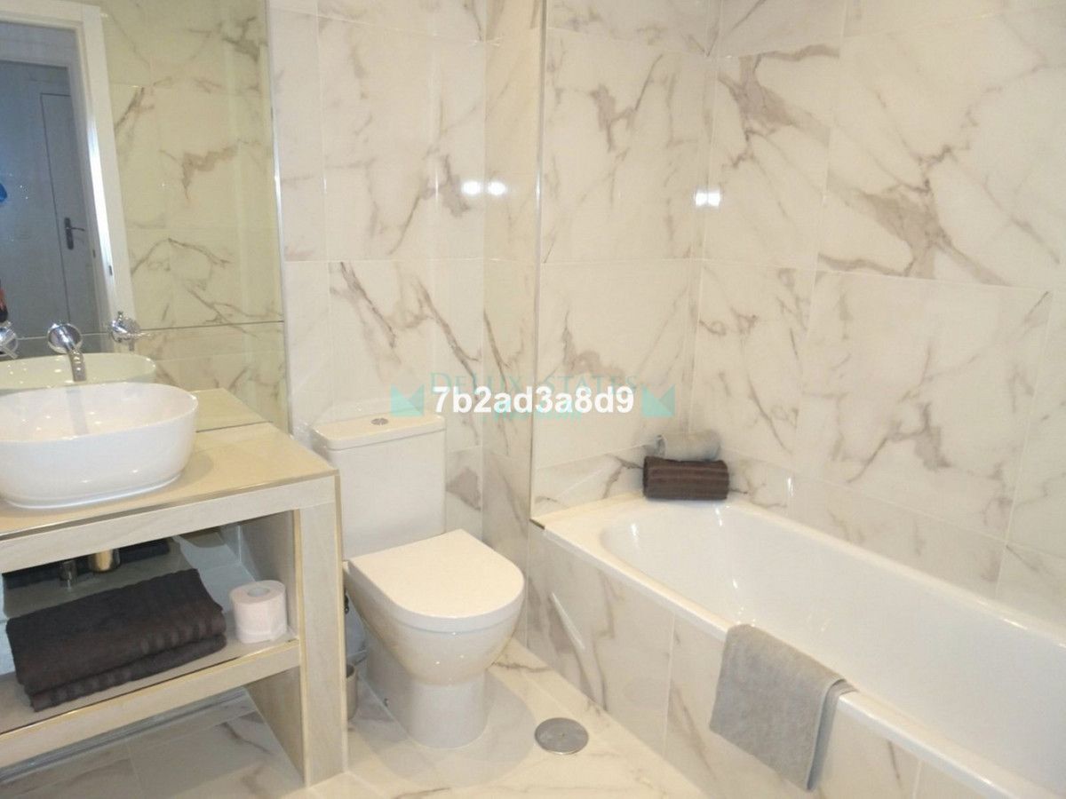 Apartment for sale in Nueva Andalucia