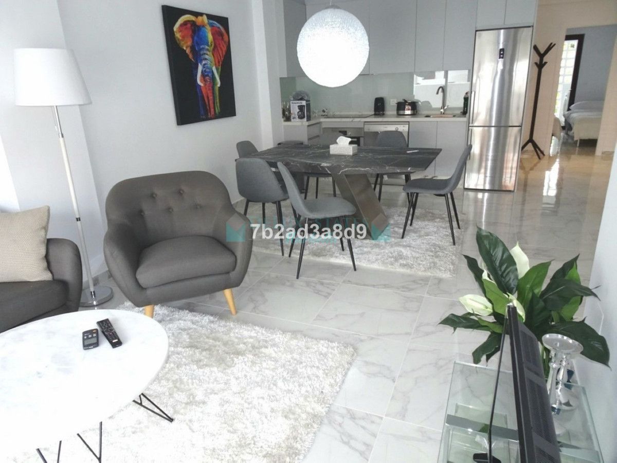 Apartment for sale in Nueva Andalucia