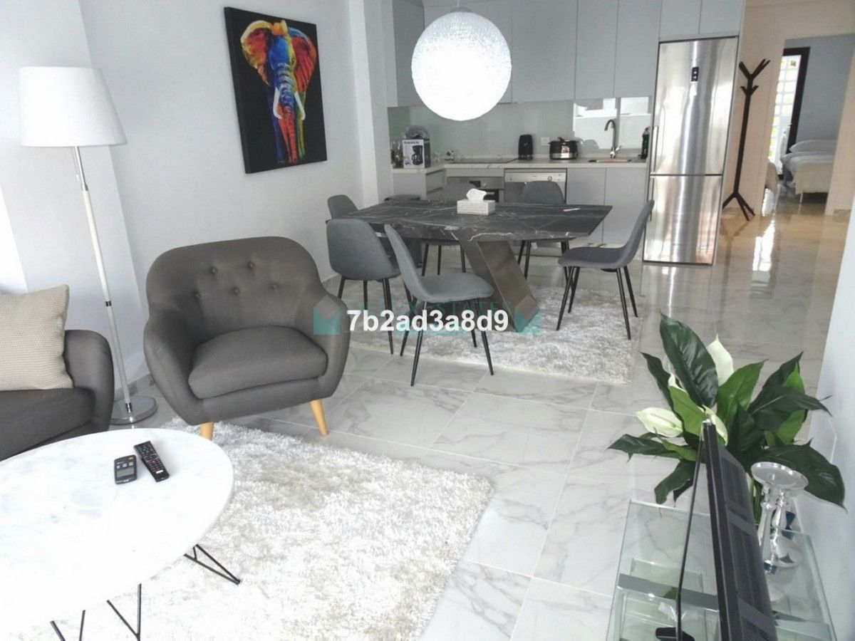 Apartment for sale in Nueva Andalucia