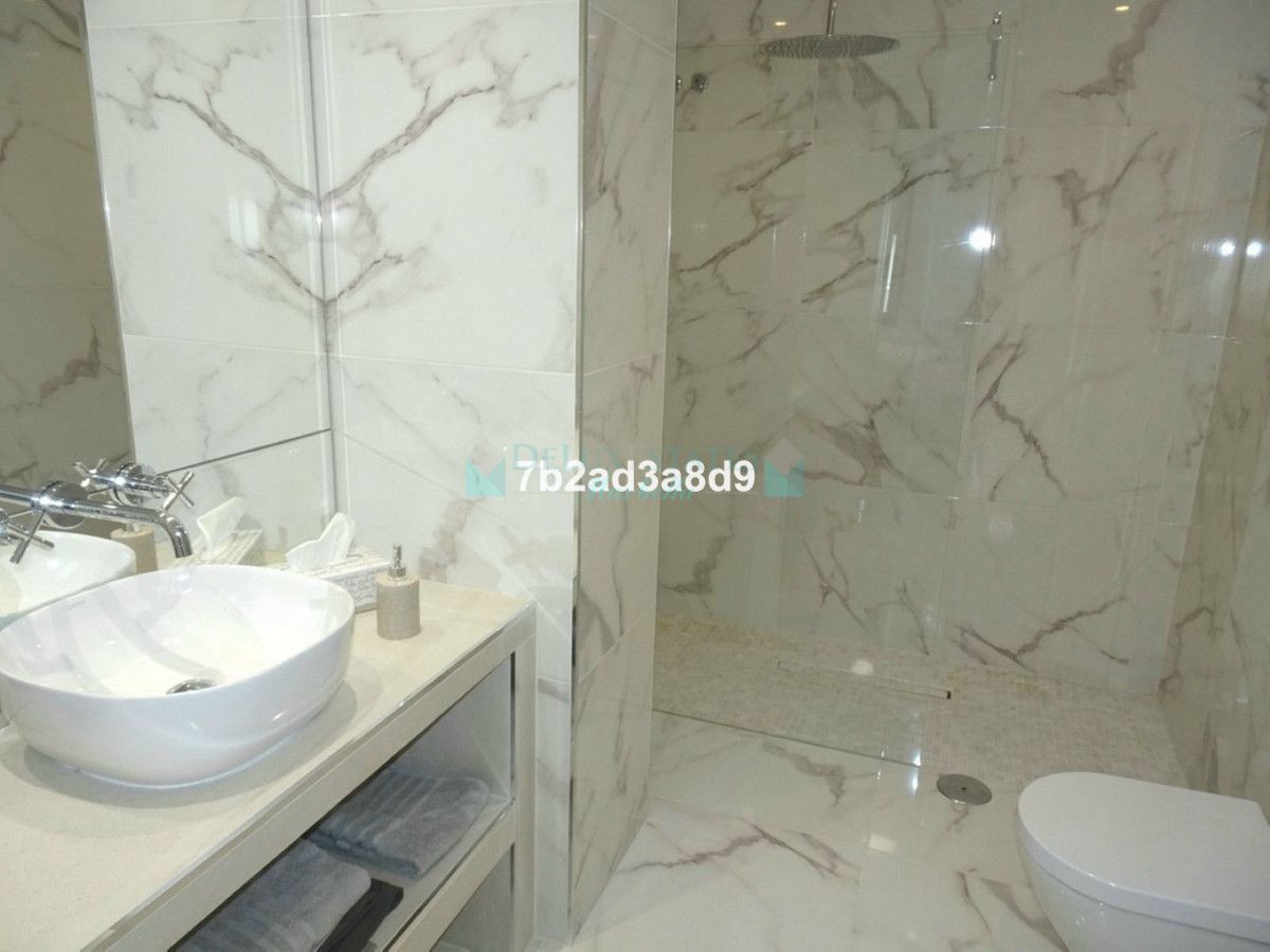 Apartment for sale in Nueva Andalucia