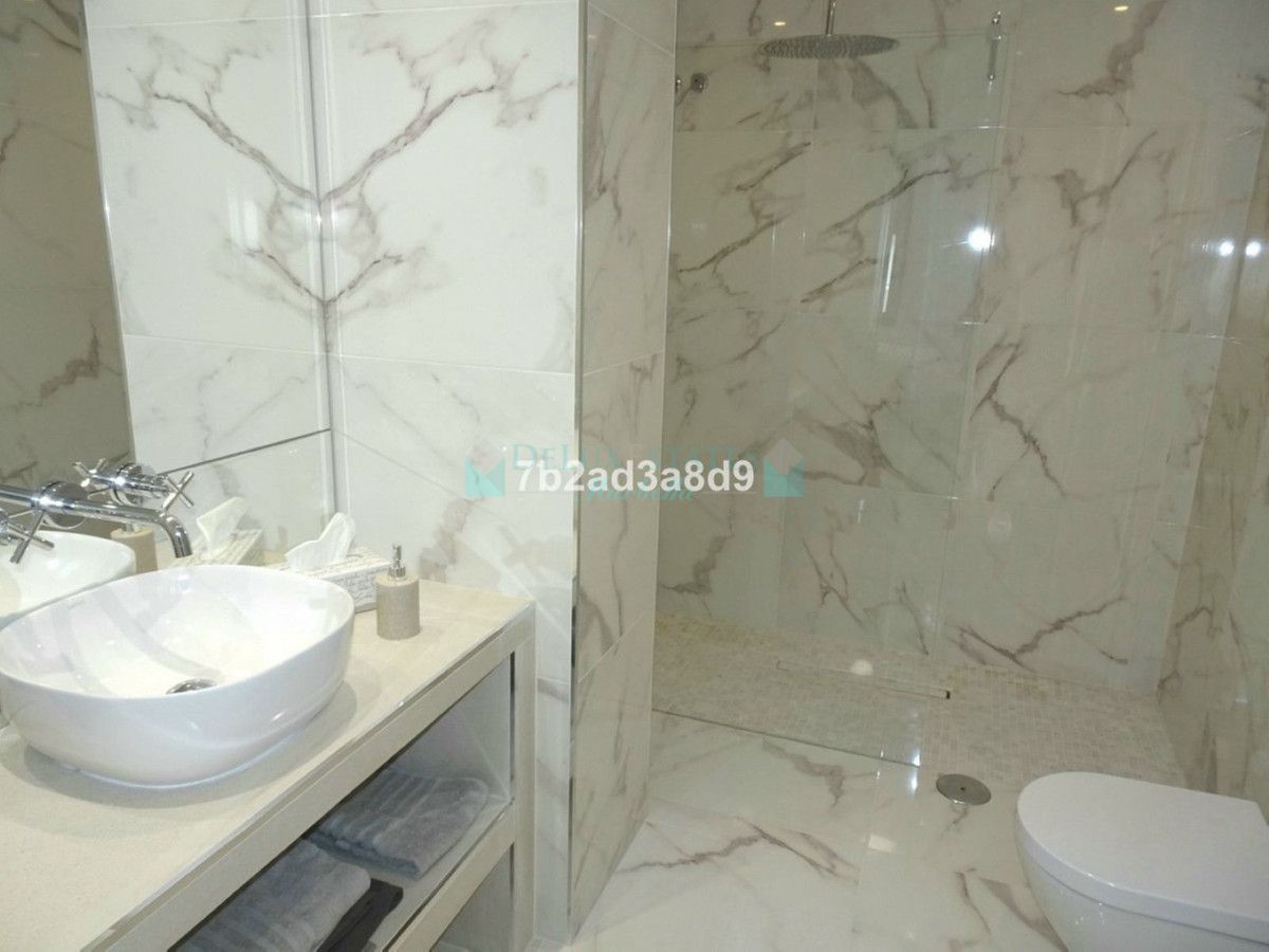 Apartment for sale in Nueva Andalucia