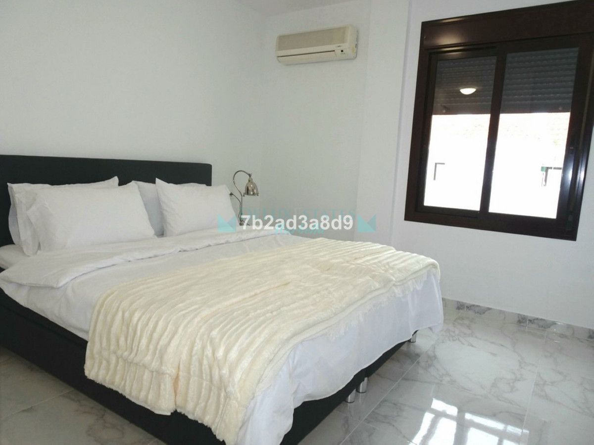 Apartment for sale in Nueva Andalucia
