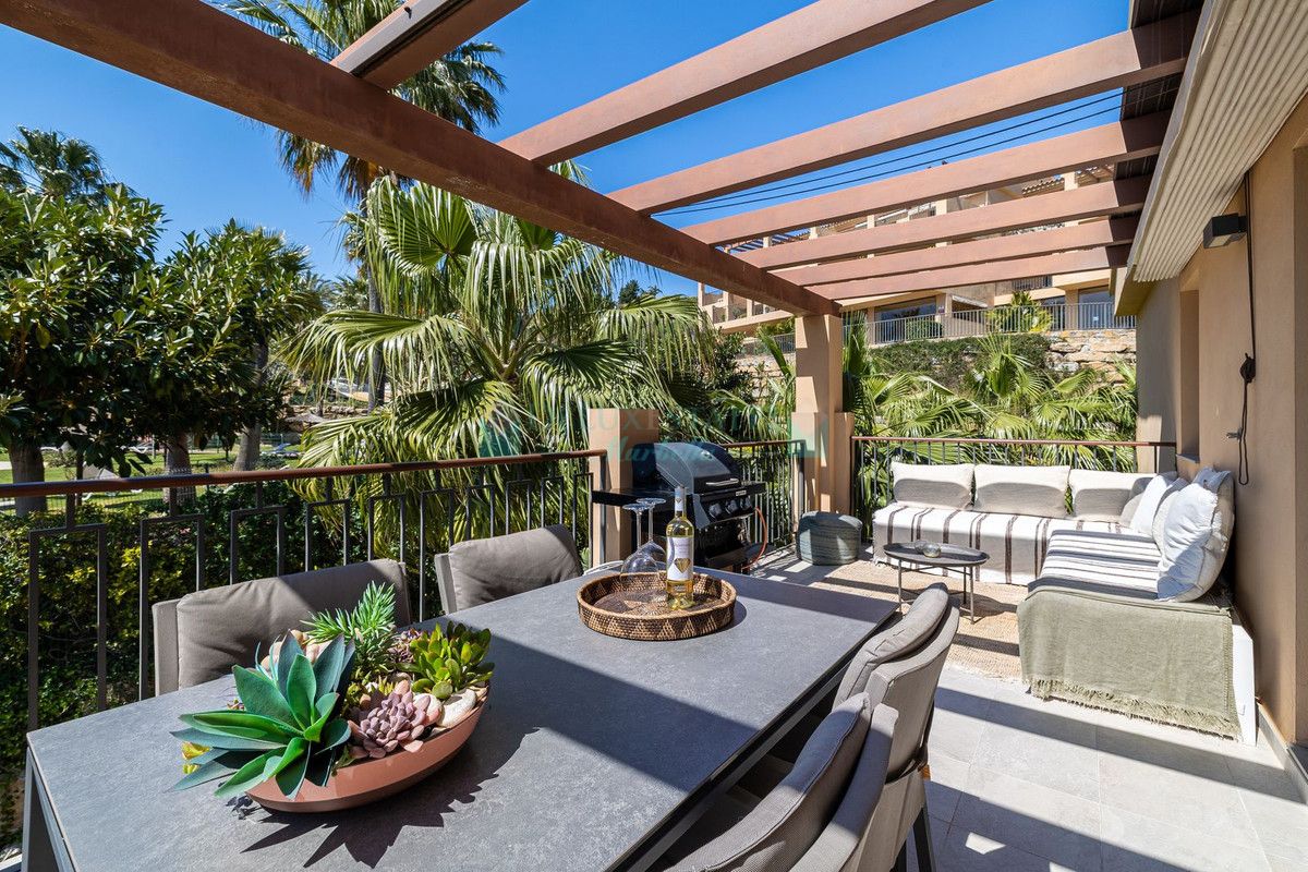 Penthouse for sale in Benahavis