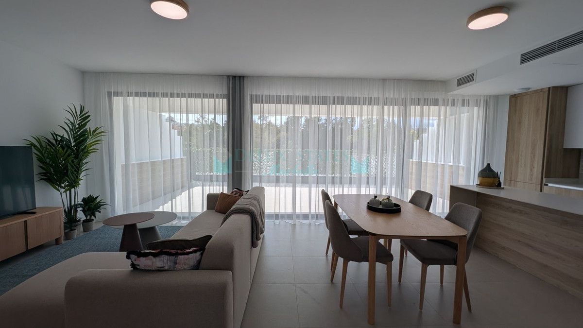 Town House for sale in Atalaya, Estepona
