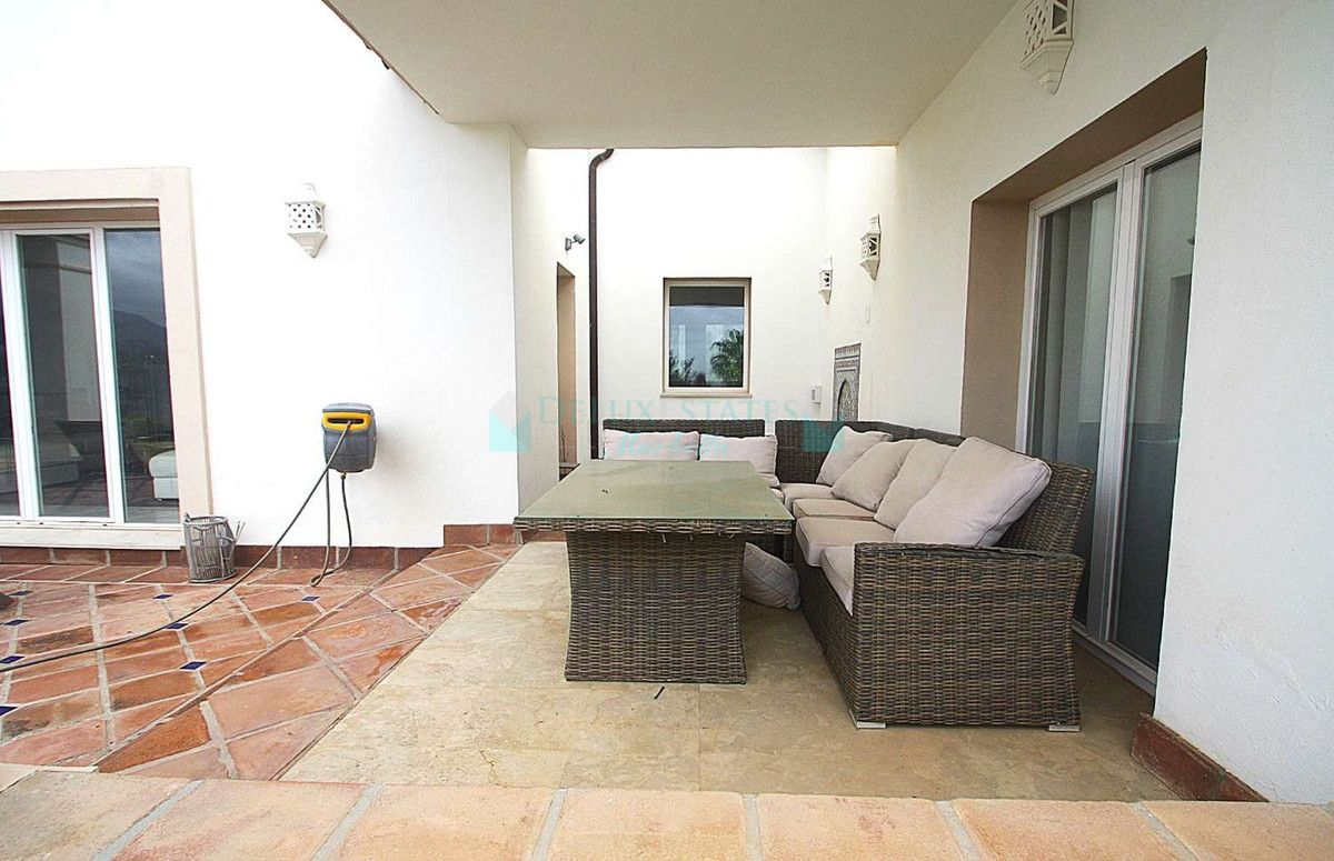 Villa for sale in Istan