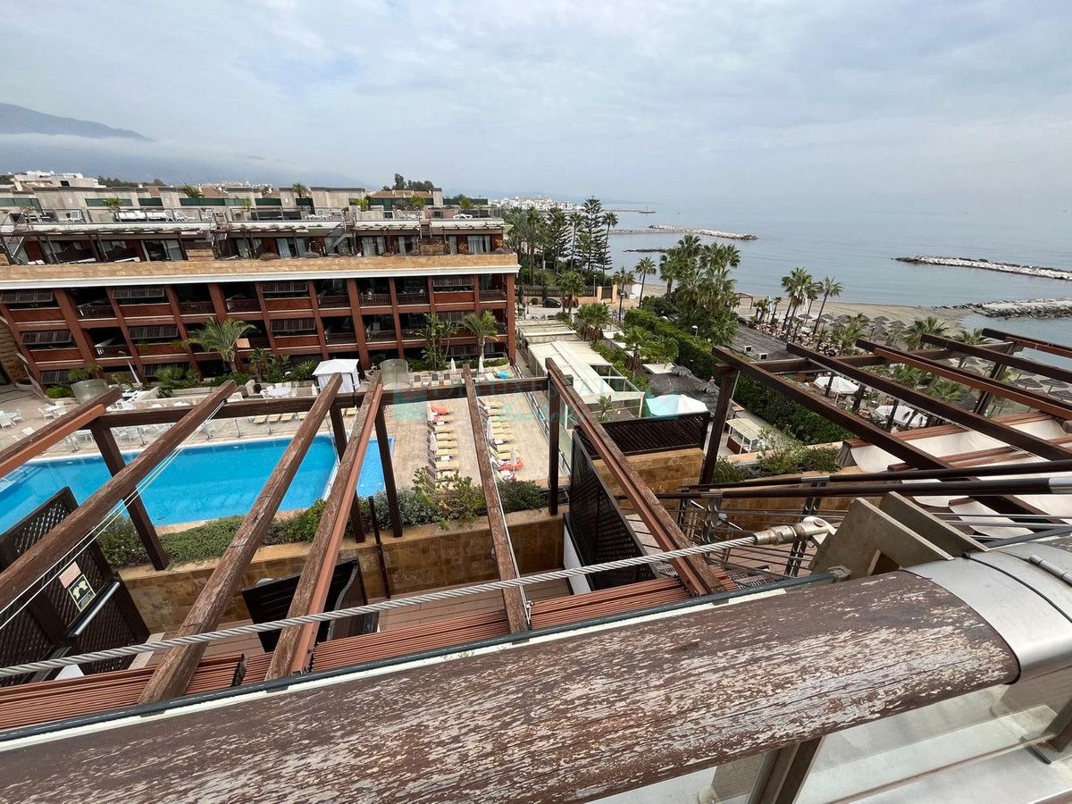 Penthouse for sale in Marbella - Puerto Banus
