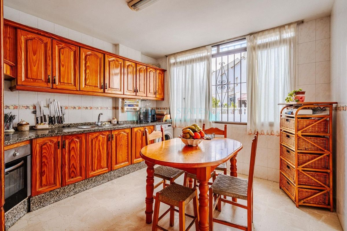 Semi Detached Villa for sale in Estepona