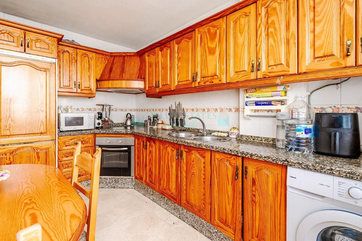 Semi Detached Villa for sale in Estepona