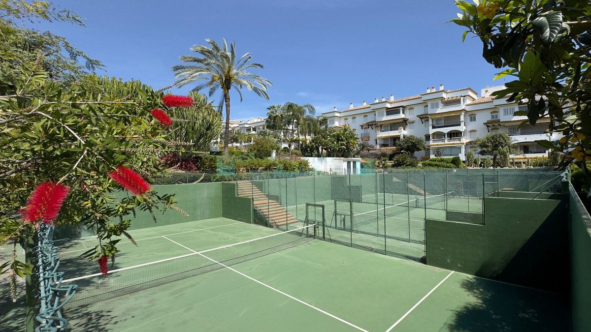 Ground Floor Apartment for sale in Marbella