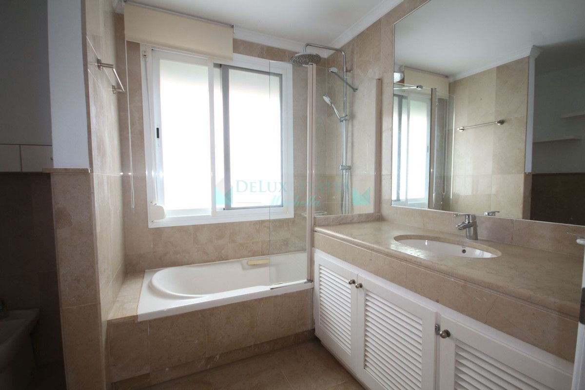 Apartamento Planta Baja en alquiler en Marbella