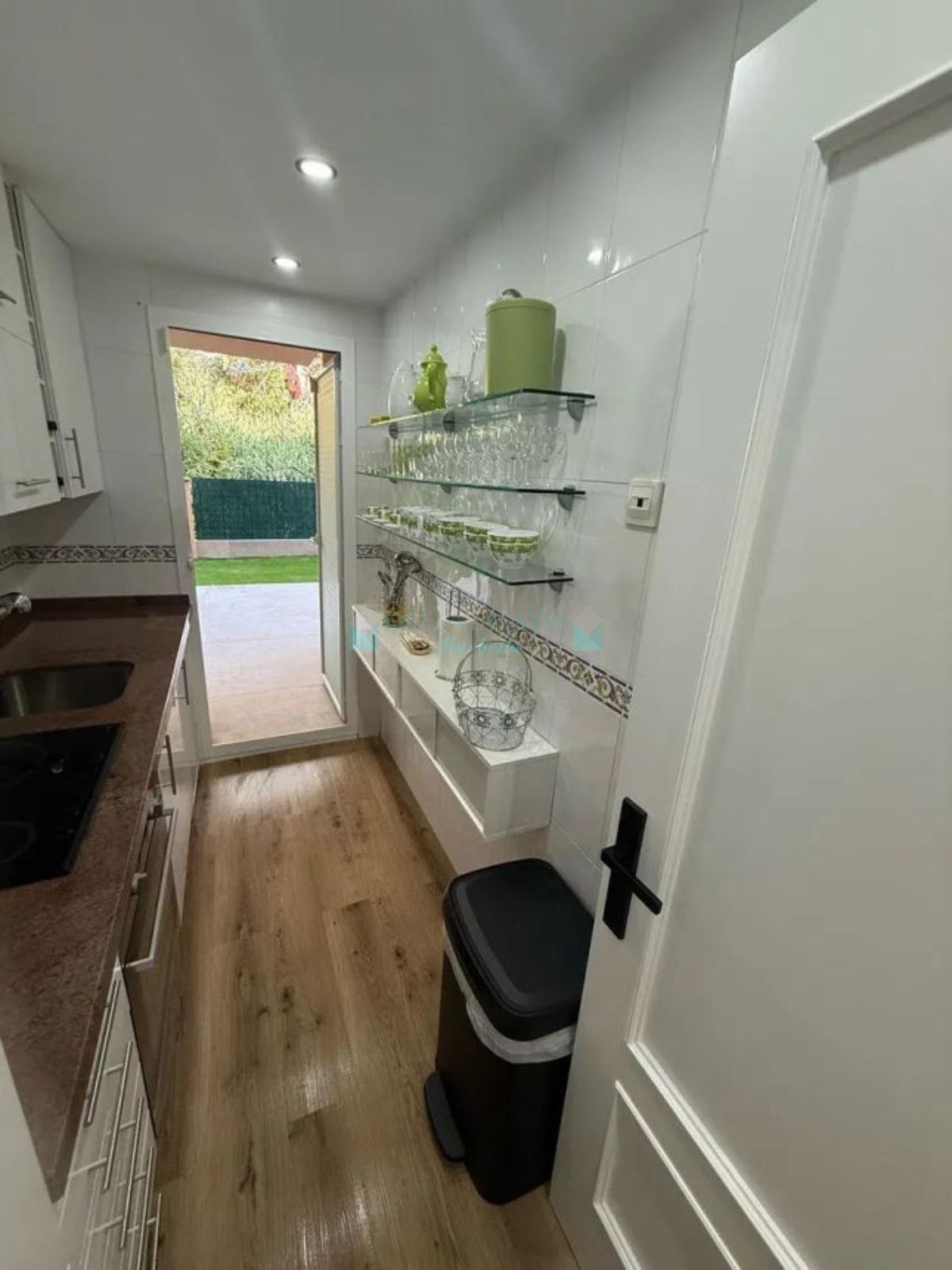 Ground Floor Apartment for sale in Las Chapas, Marbella East