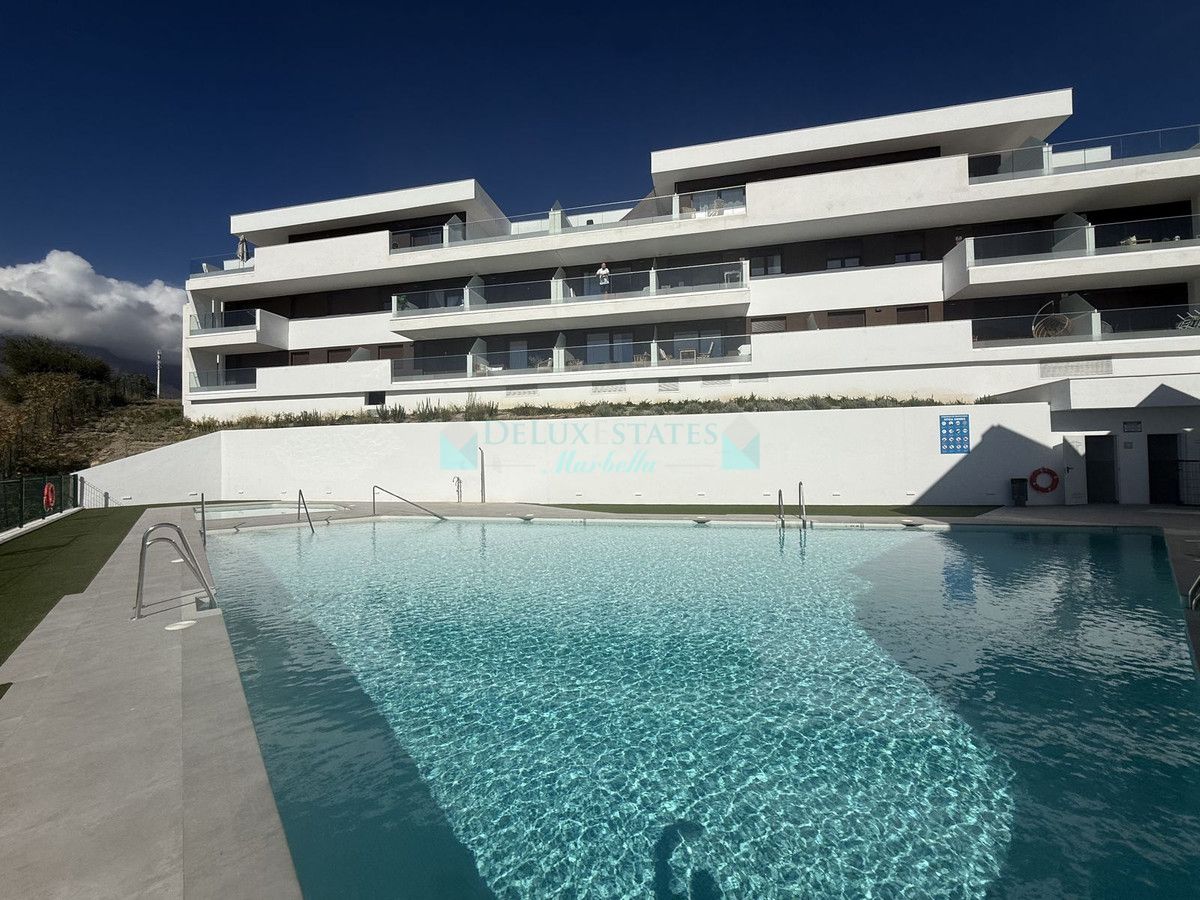 Ground Floor Apartment for sale in Estepona