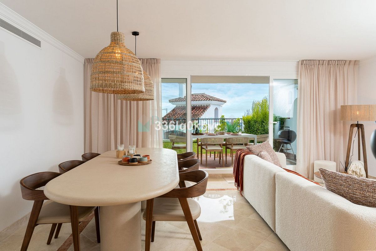 Ground Floor Apartment for sale in Benahavis
