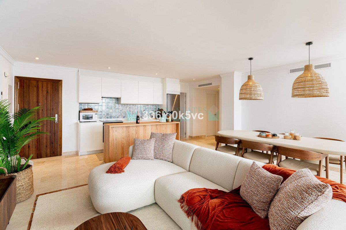 Ground Floor Apartment for sale in Benahavis