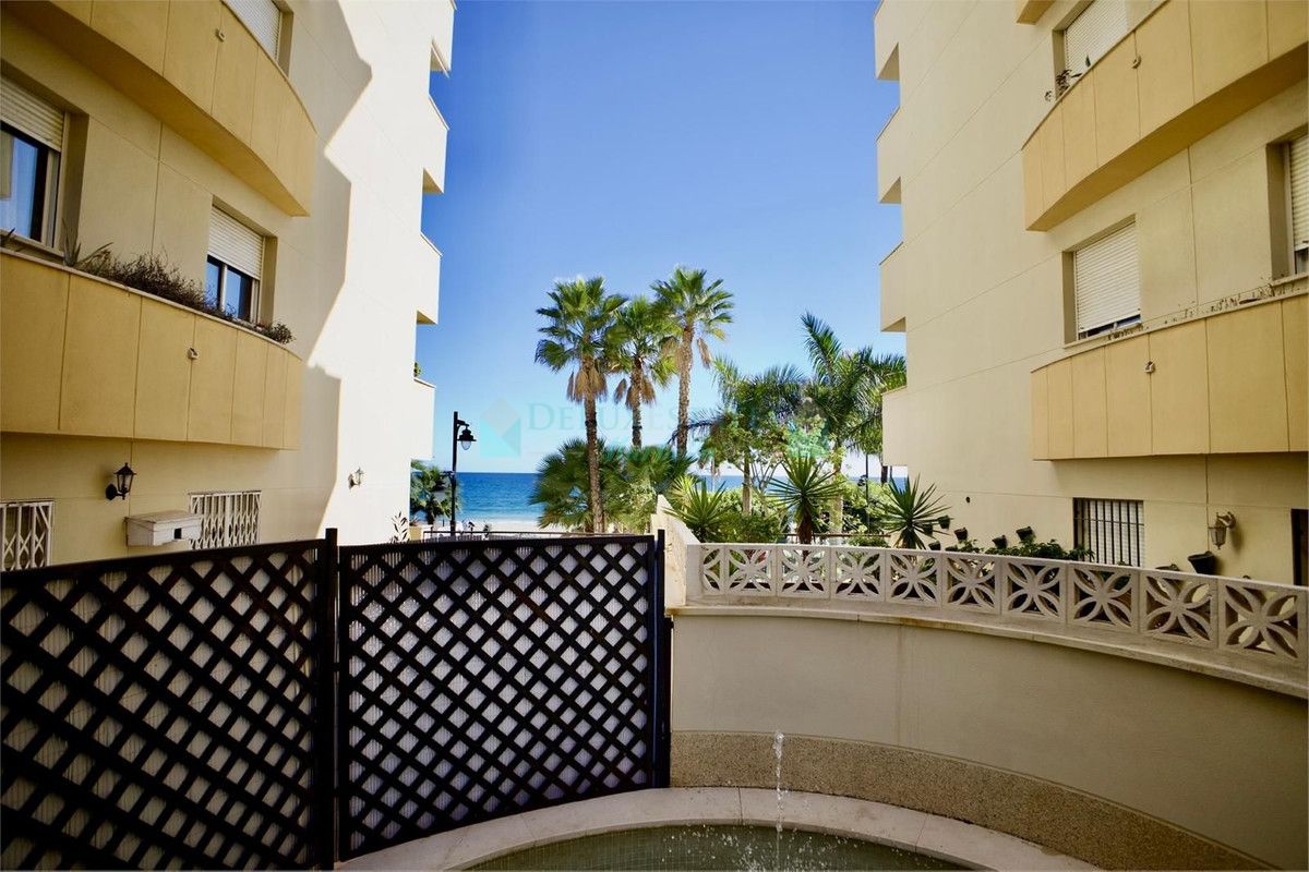 Ground Floor Apartment for sale in Estepona