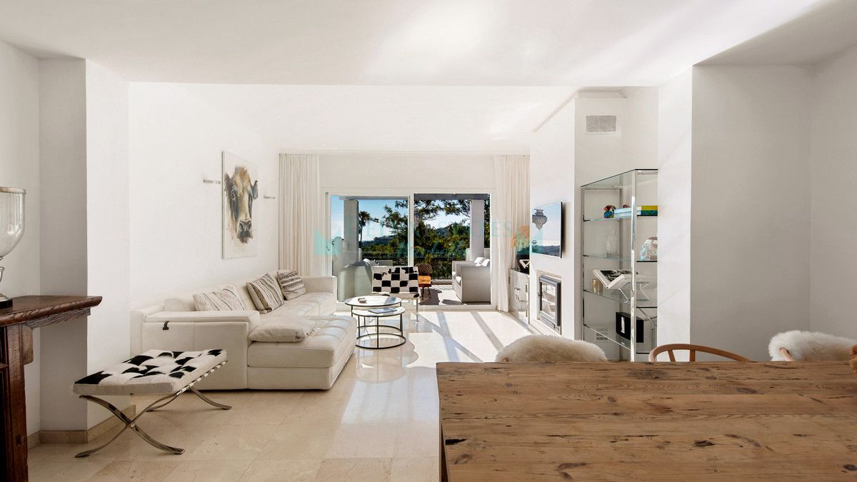 Penthouse for sale in Nueva Andalucia