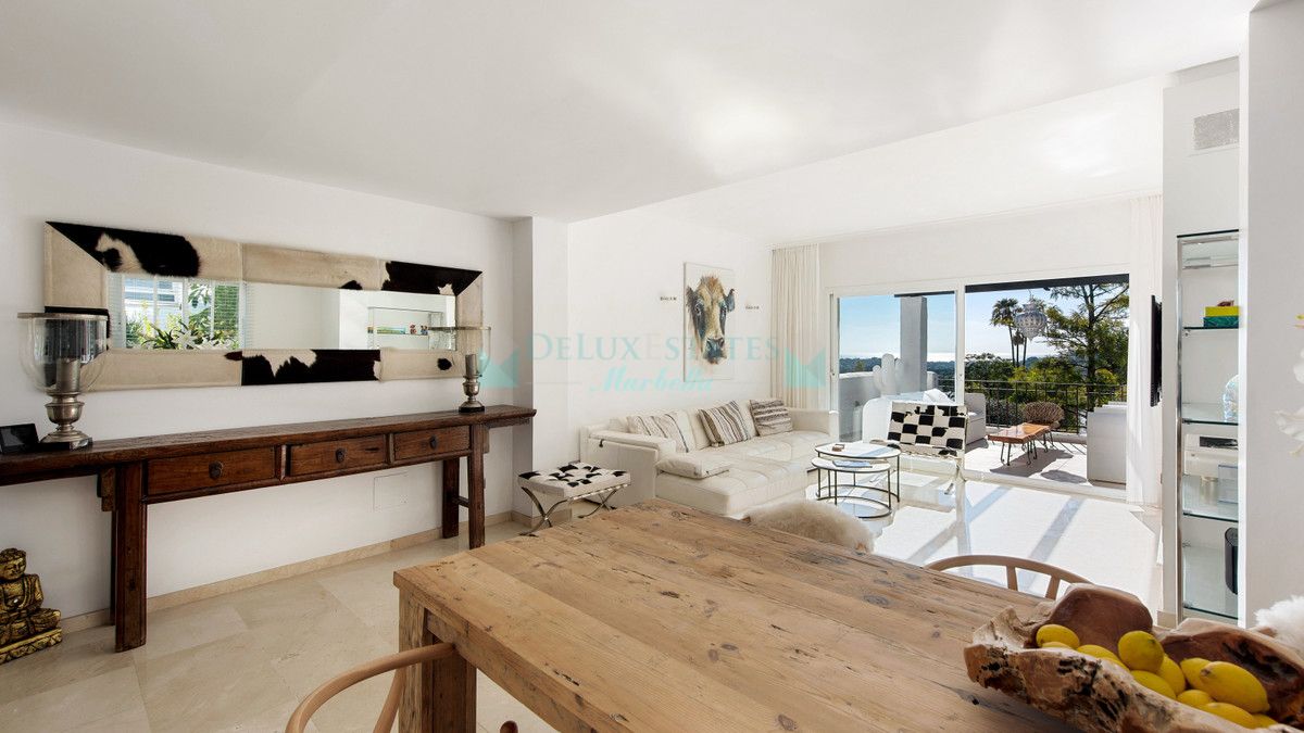 Penthouse for sale in Nueva Andalucia