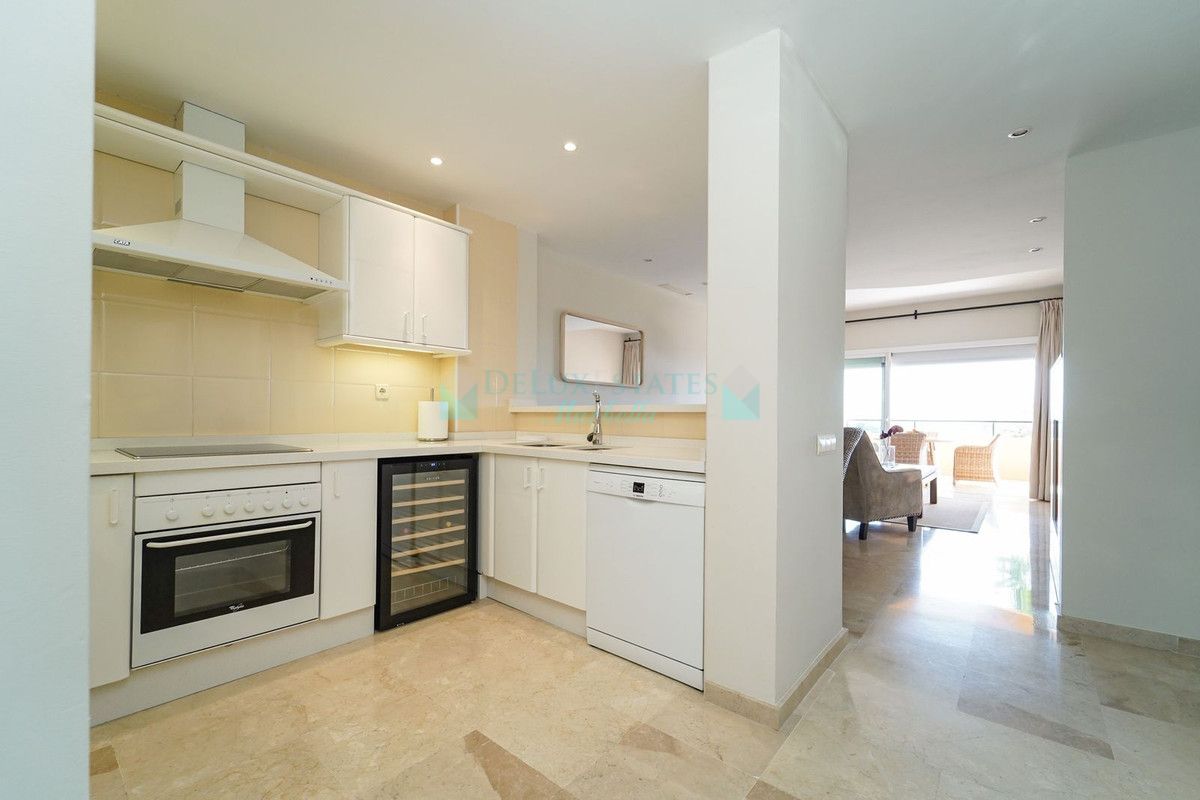 Apartment for rent in Elviria, Marbella East